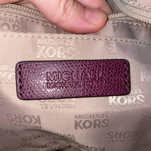 Used Michael Kors laptop bag in Maroon - Picture 5 of 9